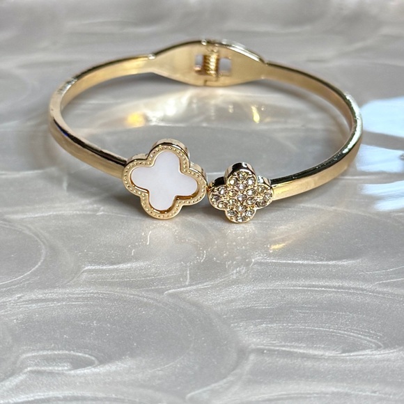 Atterri Gold Clover Cuff Bracelet | CZ & Mother-of-Pearl | NWT - Picture 2 of 5
